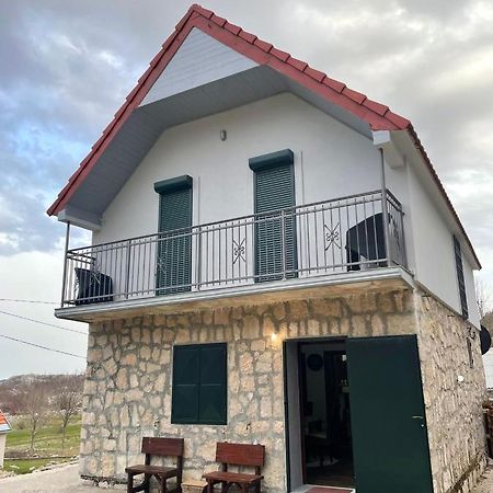 Guest House Markovic Lovcen Цетине Экстерьер фото