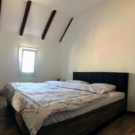 Guest House Markovic Lovcen Цетине Экстерьер фото