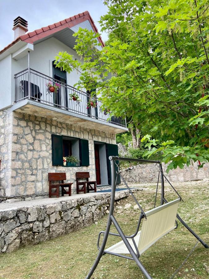 Guest House Markovic Lovcen Цетине Экстерьер фото
