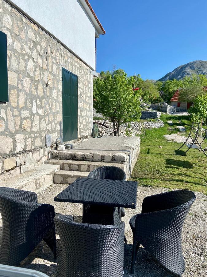 Guest House Markovic Lovcen Цетине Экстерьер фото