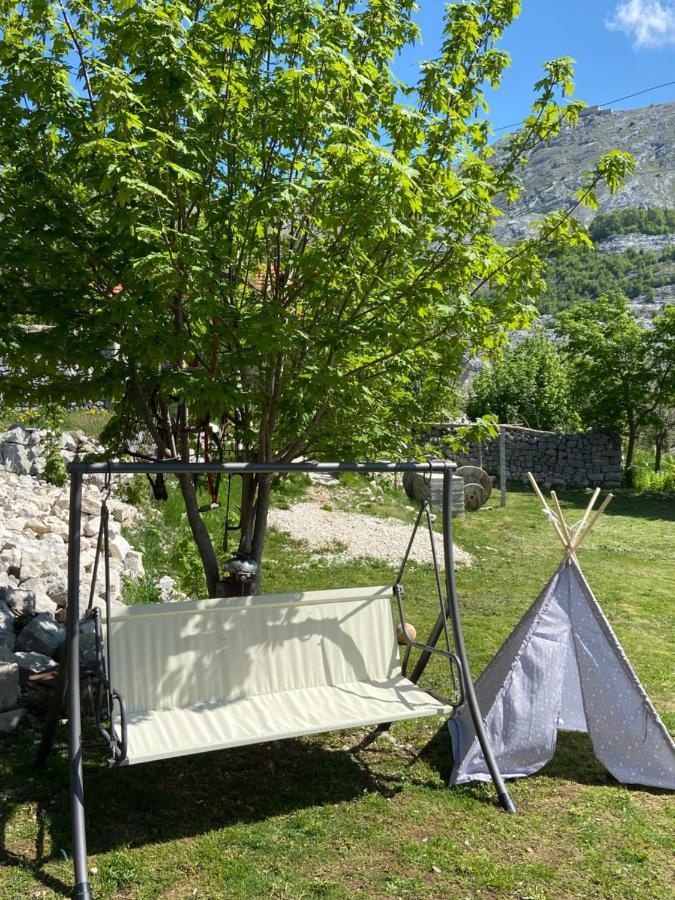 Guest House Markovic Lovcen Цетине Экстерьер фото