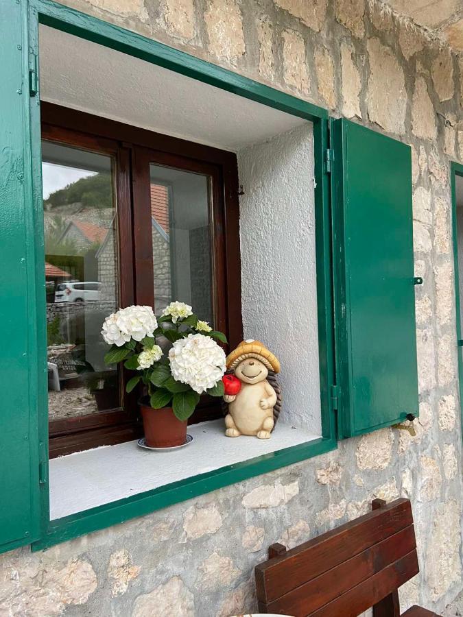 Guest House Markovic Lovcen Цетине Экстерьер фото
