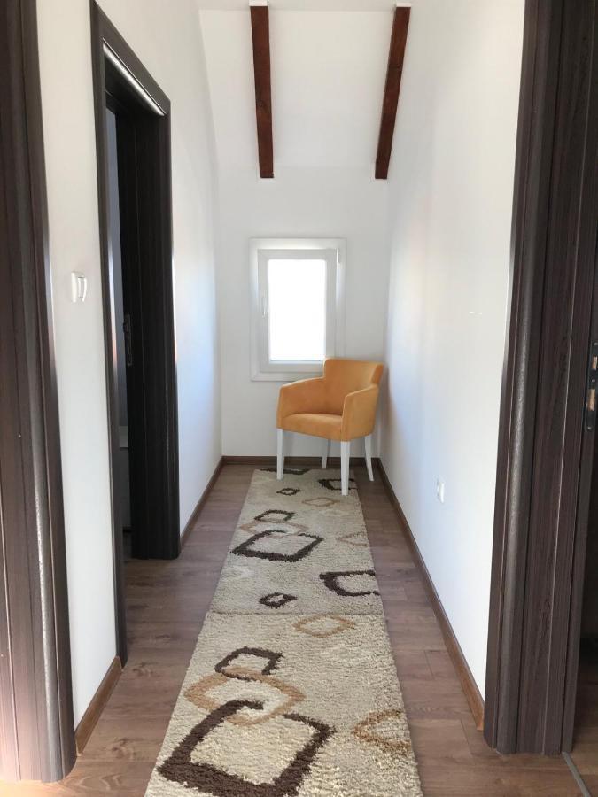 Guest House Markovic Lovcen Цетине Экстерьер фото
